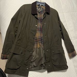 This jacket has only been once. It is in great condition